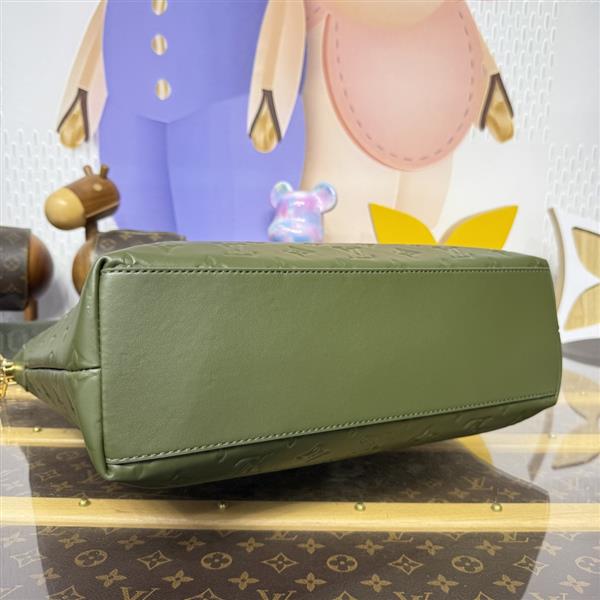 2026122194240767 120